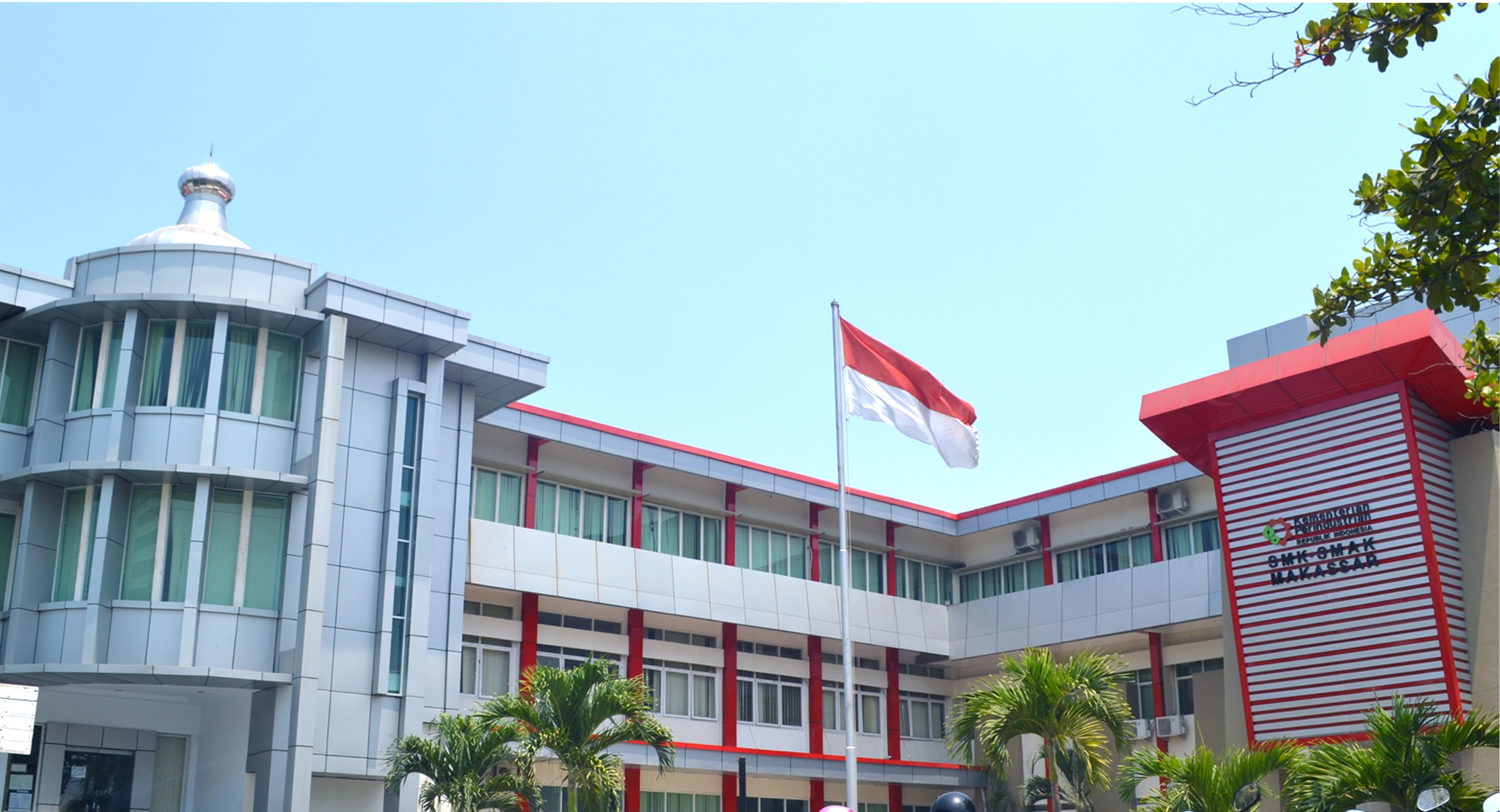 Proyek Pelaksanaan Pembangunan Gedung Pendidikan SMK-SMAK Makassar 28 Mei 2025 !